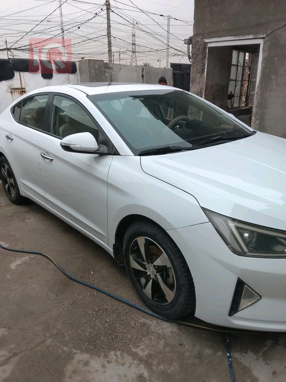 هيونداي النترا